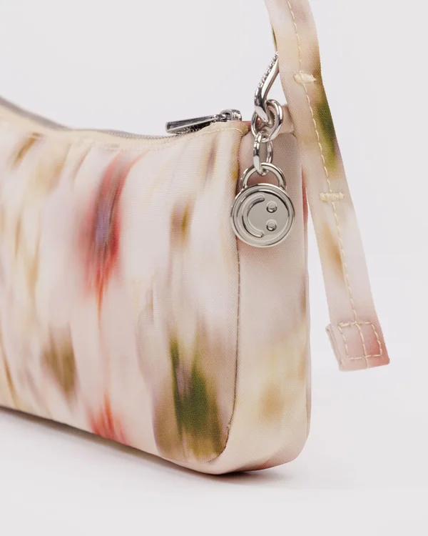 Nylon Pochette - Sale - Abstract Floral - Material: heavyweight-nylon